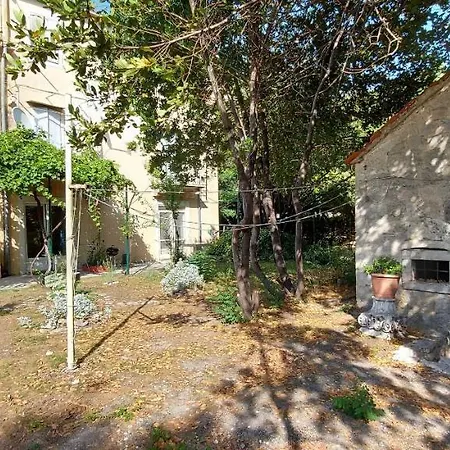 Jugo I Bura Apartmán